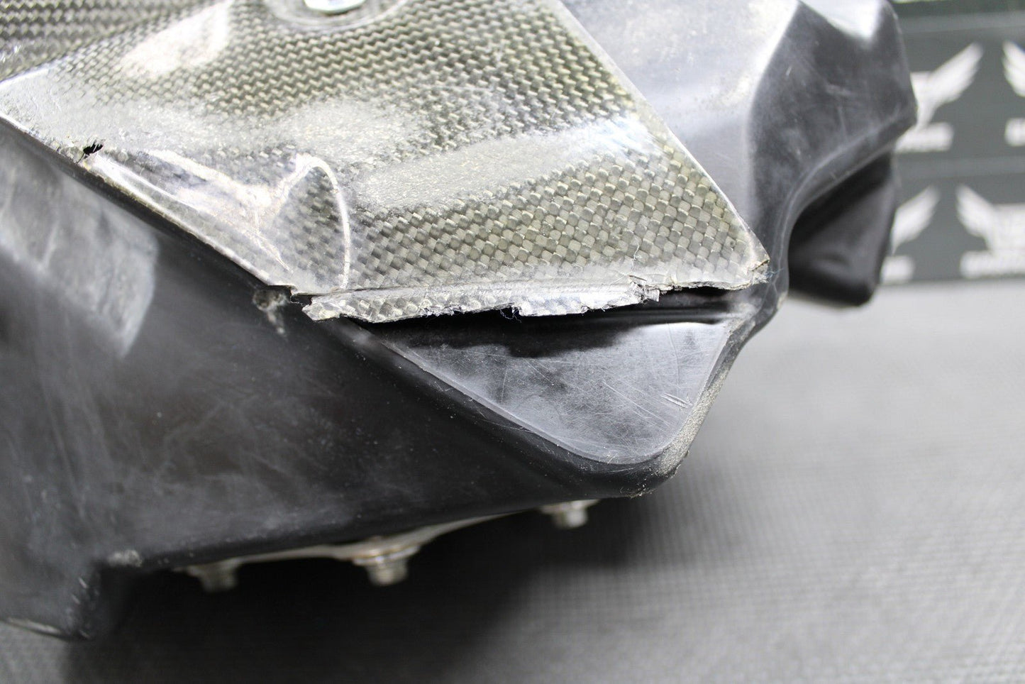 2012 HONDA 10 - 13 CRF250R 09 - 12 CRF450R OEM GAS FUEL TANK CELL RESERVOIR CARBON - hggarage