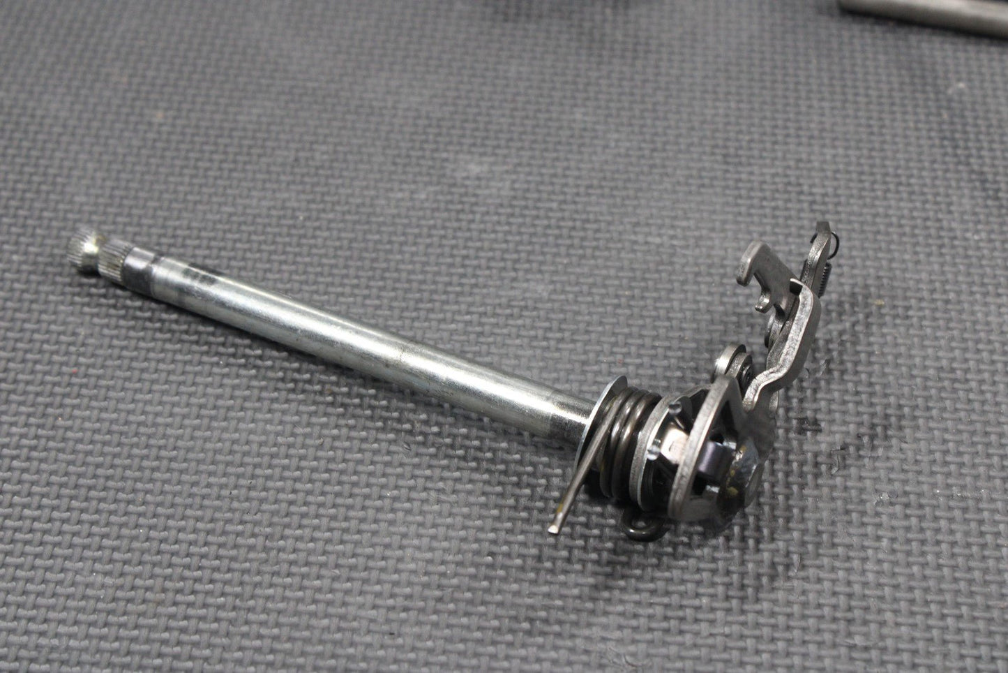 1987 YAMAHA TW200 OEM ENGINE TRANSMISSION TRANNY GEARBOX SHIFT FORKS DRUM GEARS - hggarage