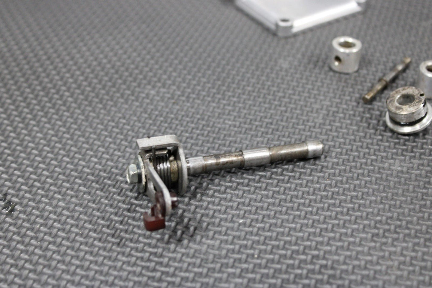 2001 SUZUKI RM80 OEM ENGINE POWER VALVE EXHAUST VALVE ASSEMBLY - hggarage