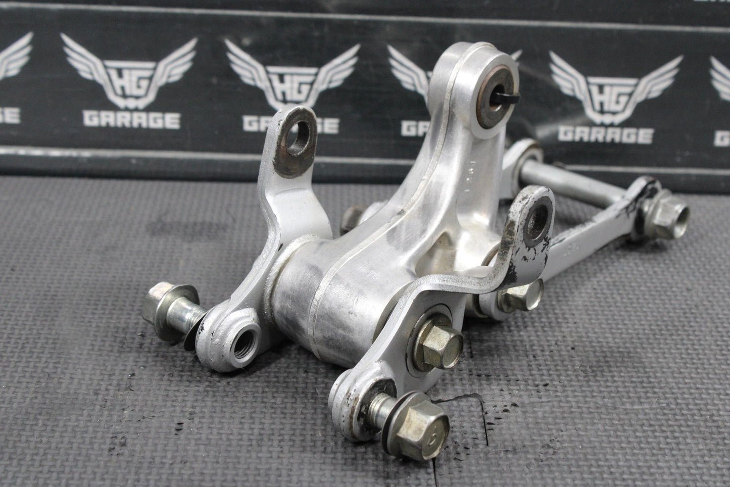 2012 KAWASAKI KX85 OEM REAR SHOCK LINKAGE LINKS RELAY ARM DOGBONE 32037 - 1553 - hggarage