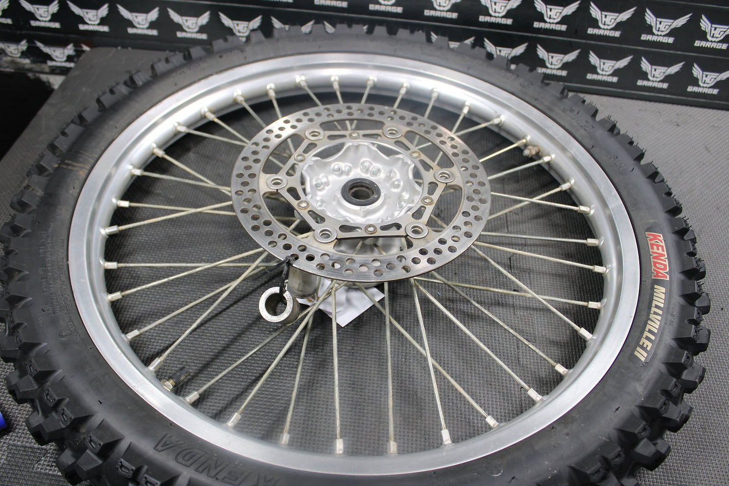 2000 Yamaha YZ125 YZ250 OEM Excel Front Wheel Rim Hub 4SS - 25111 - 01 - 00 - hggarage