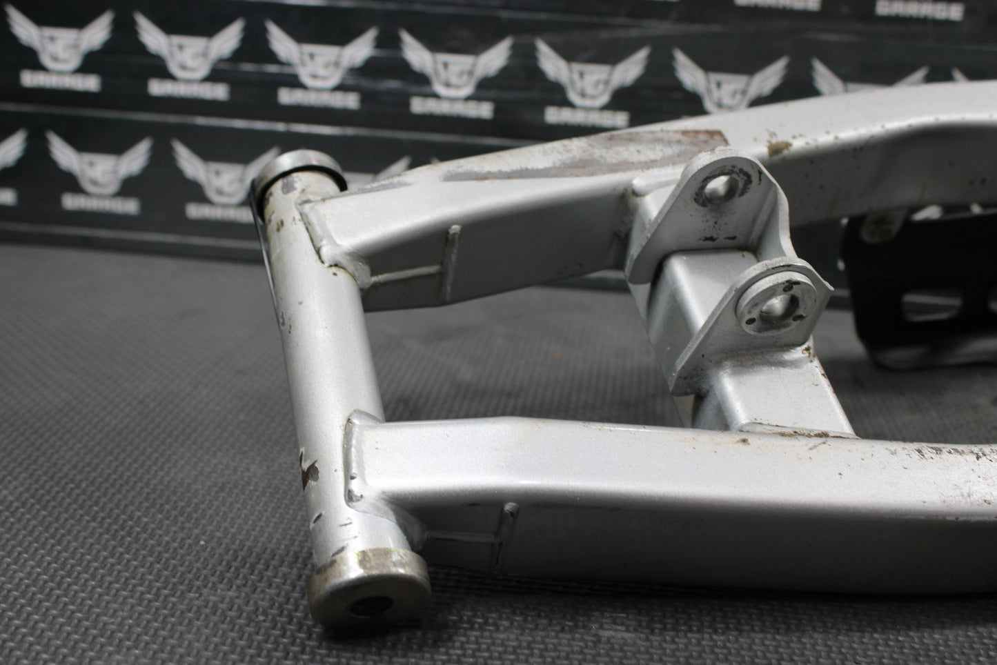 2000 YAMAHA 00 - 04 TTR125L OEM BIGWHEEL SWINGARM SWING ARM SUSPENSION - hggarage
