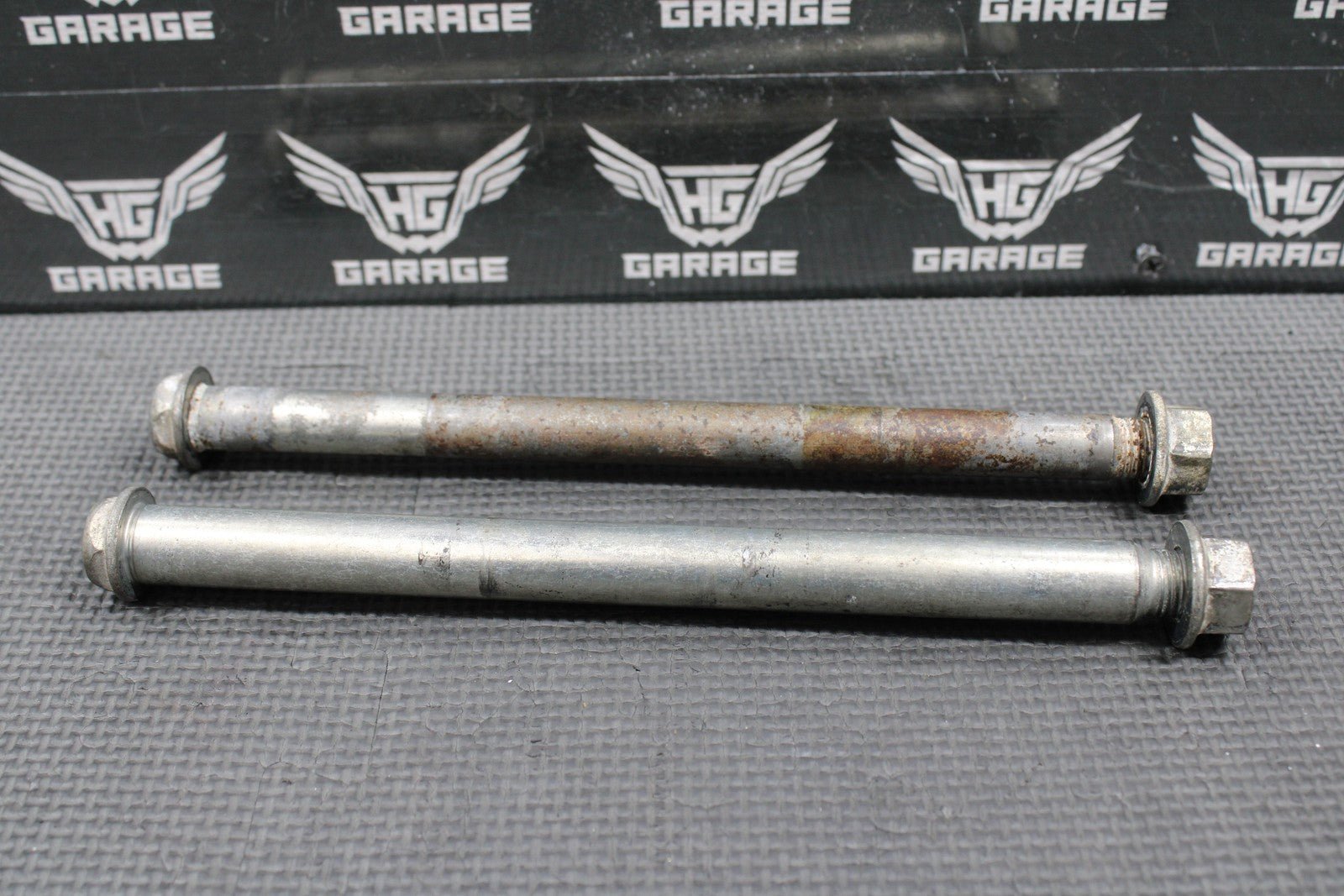 2009 KAWASAKI KLX250SF OEM SWINGARM BOLT SUSPENSION LINKAGE PIVOT SHAFT BOLTS - hggarage