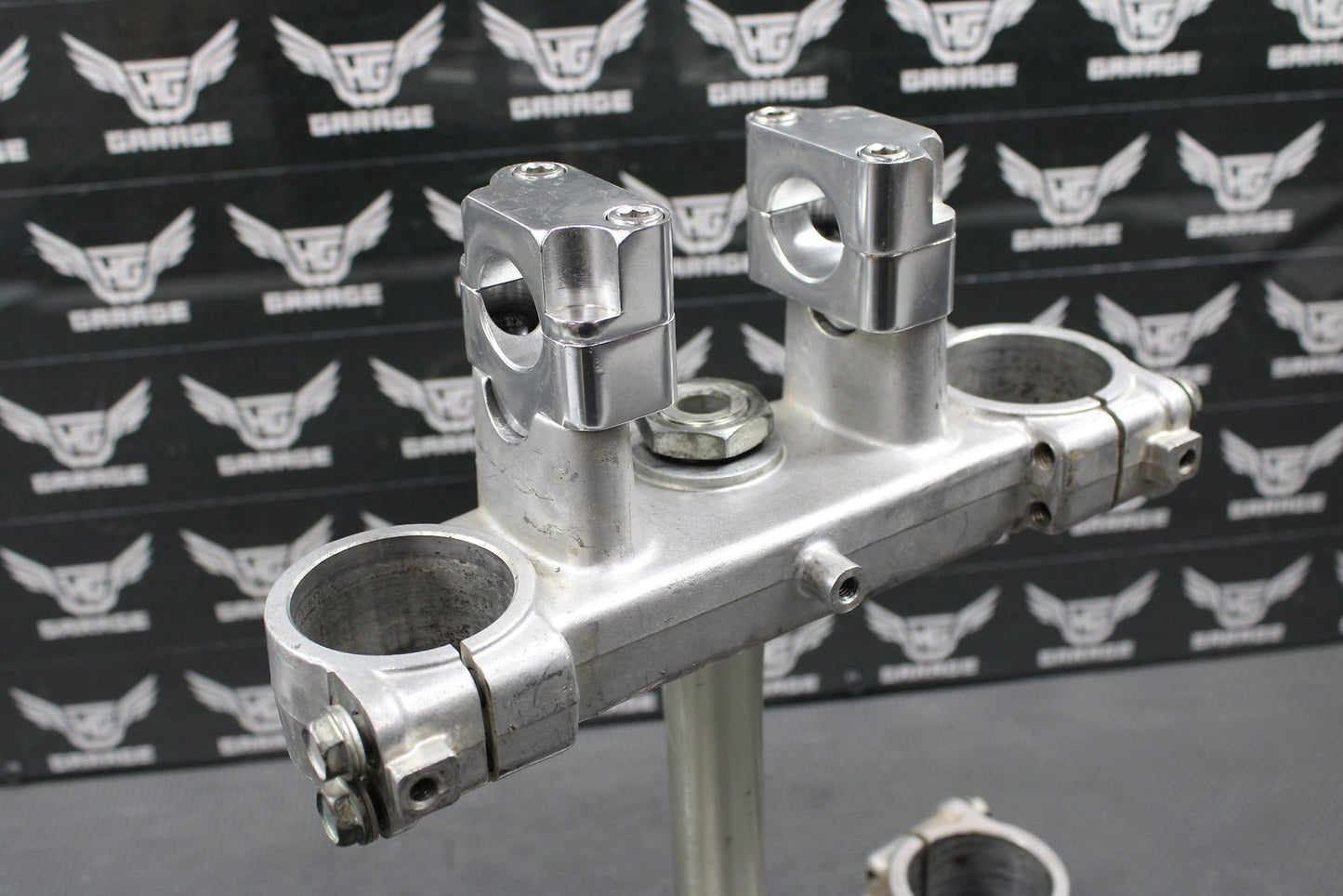 1997 SUZUKI 97 - 98 RM125 RM250 OEM FRONT FORKS LOWER UPPER TRIPLE TREE STEM CLAMP - hggarage