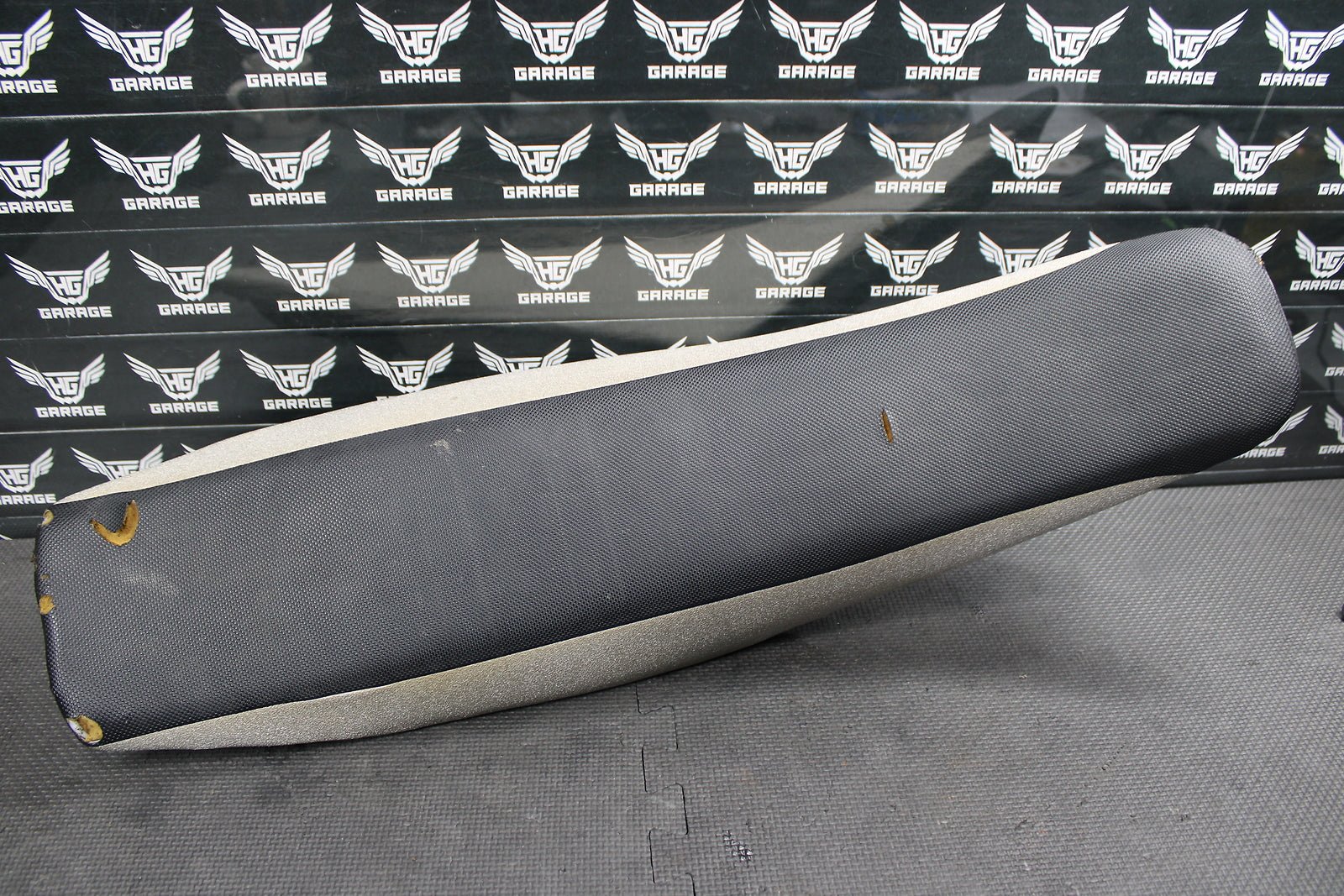 2009 Yamaha YZ250F YZ450F OEM Seat Saddle Foam Cover Pan 34P - 24710 - 01 - 00 - hggarage