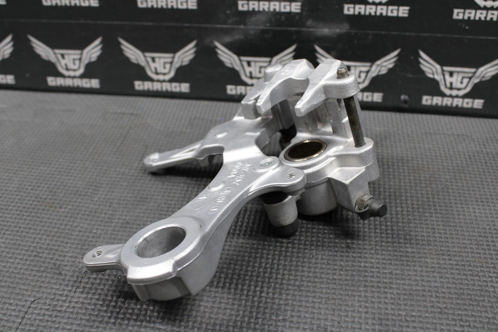 2014 KAWASAKI 04 - 18 KX250F OEM NISSIN REAR BACK BRAKE CALIPER 43080 - 0230 GOOD! - hggarage