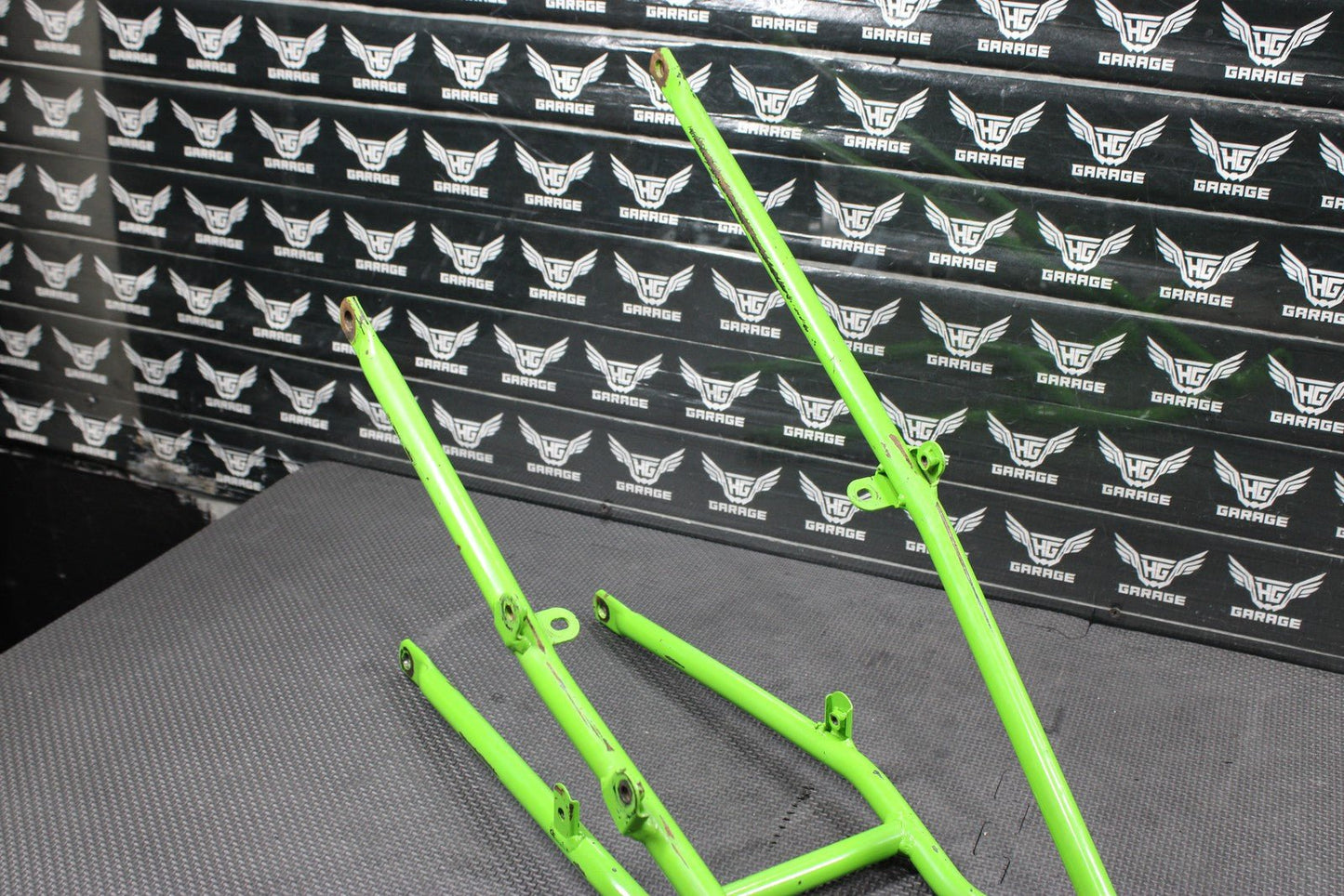1996 KAWASAKI 95 - 97 KX125 KX250 OEM REAR BACK SUB FRAME SUBFRAME 32160 - 1397 - CC - hggarage