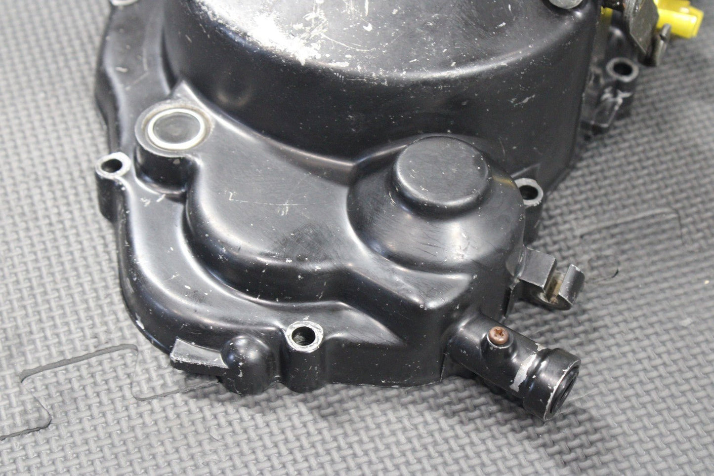 1987 KAWASAKI KDX200 OEM ENGINE MOTOR RIGHT SIDE CLUTCH COVER 14032 - 1203 - hggarage