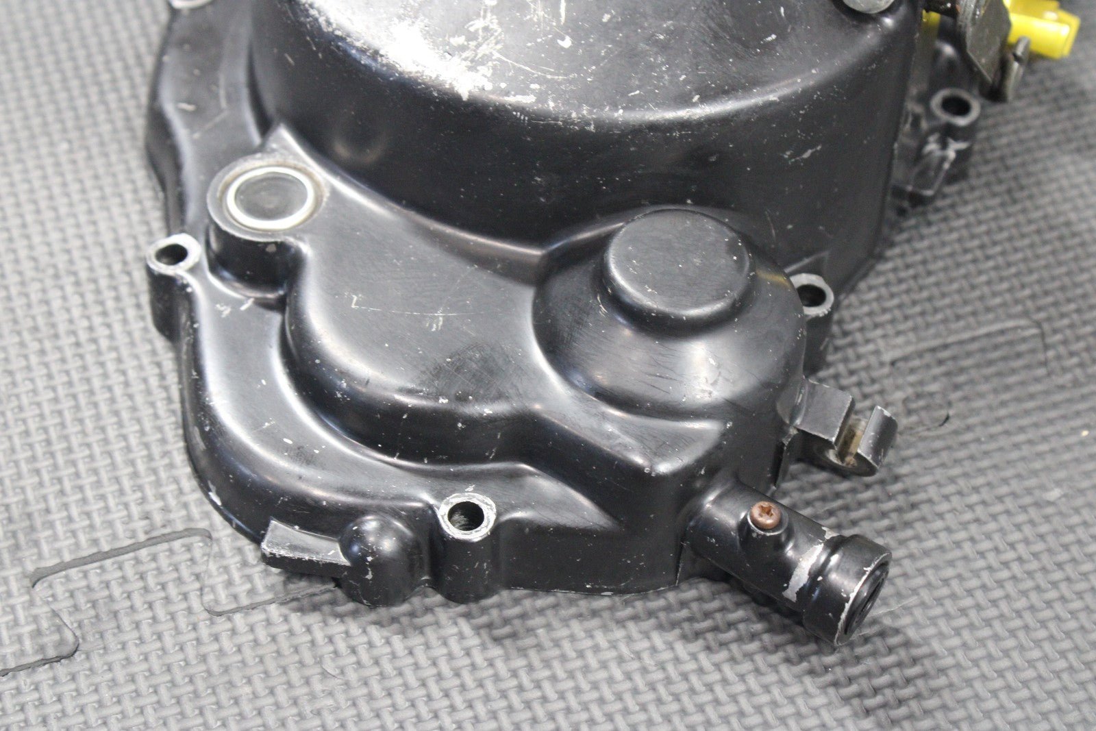 1987 KAWASAKI KDX200 OEM ENGINE MOTOR RIGHT SIDE CLUTCH COVER 14032 - 1203 - hggarage