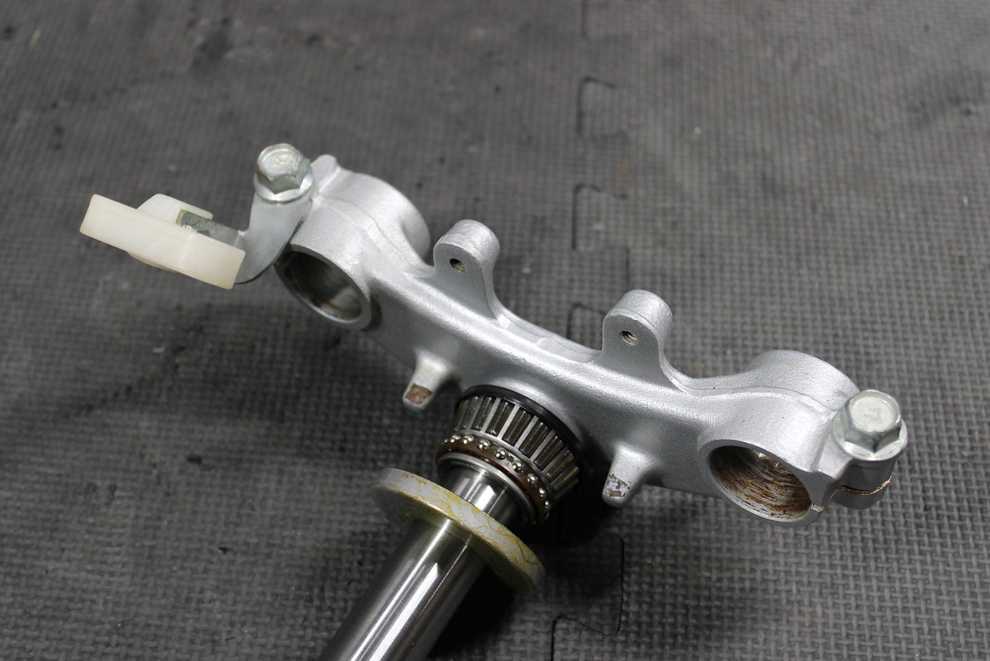 2000 Yamaha TTR125L OEM Front Forks Lower Upper Triple Tree Clamps Assembly - hggarage