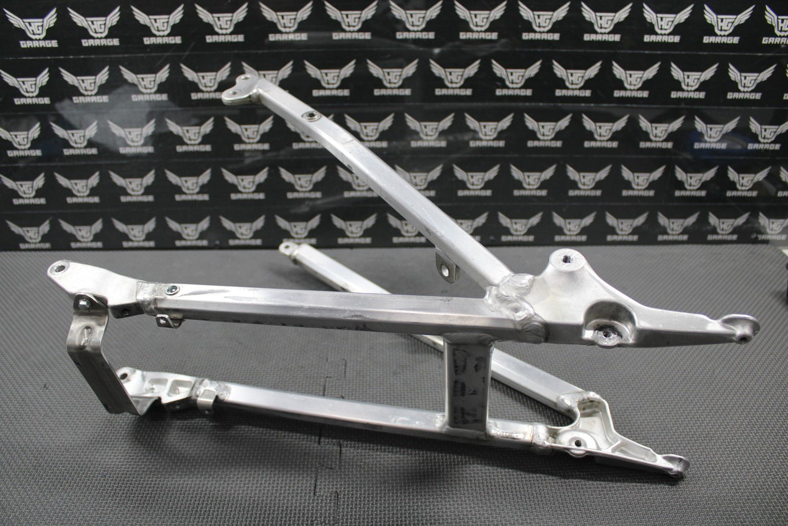 2019 SUZUKI 19 - 25 RMZ250 RMZ450 OEM REAR BACK SUB FRAME SUBFRAME SEAT RAIL GOOD! - hggarage