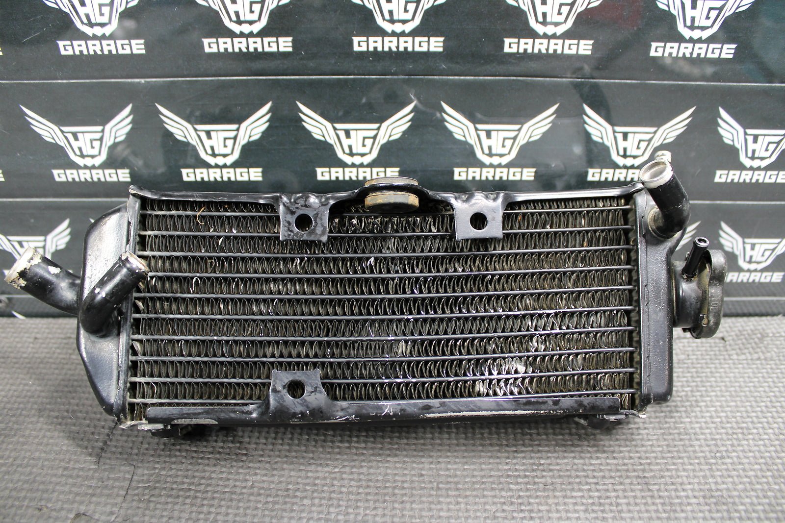 1995 93 - 95 SUZUKI RM250 OEM RIGHT FILL SIDE RADIATOR COOLER RADIATOR 17710 - 28E01 - hggarage