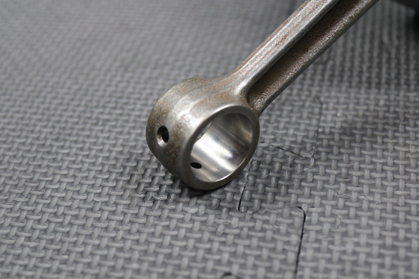 1999 SUZUKI RM250 OEM MODEL X CRANKSHAFT CRANK SHAFT CON ROD 12200 - 37E31 MINT! - hggarage