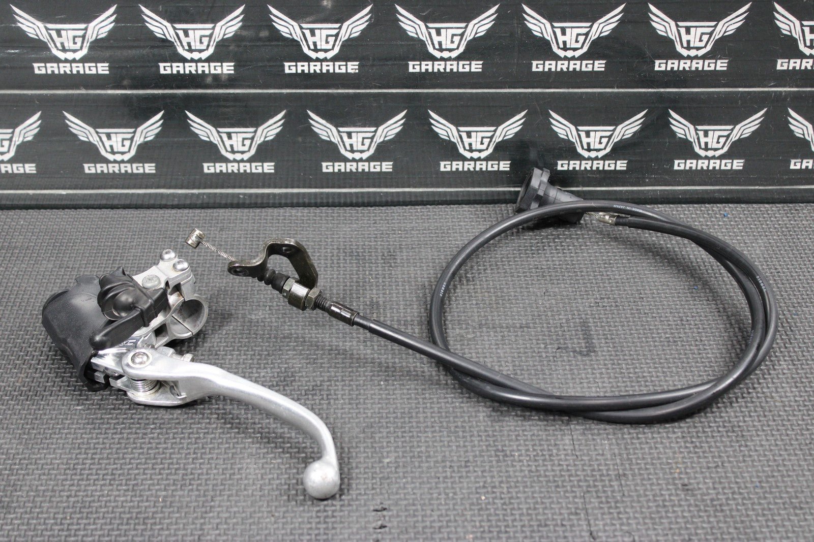 2005 YAMAHA 03 - 05 YZ250F YZ450F OEM CLUTCH CABLE LINE W ARC LEVER & PERCH - hggarage