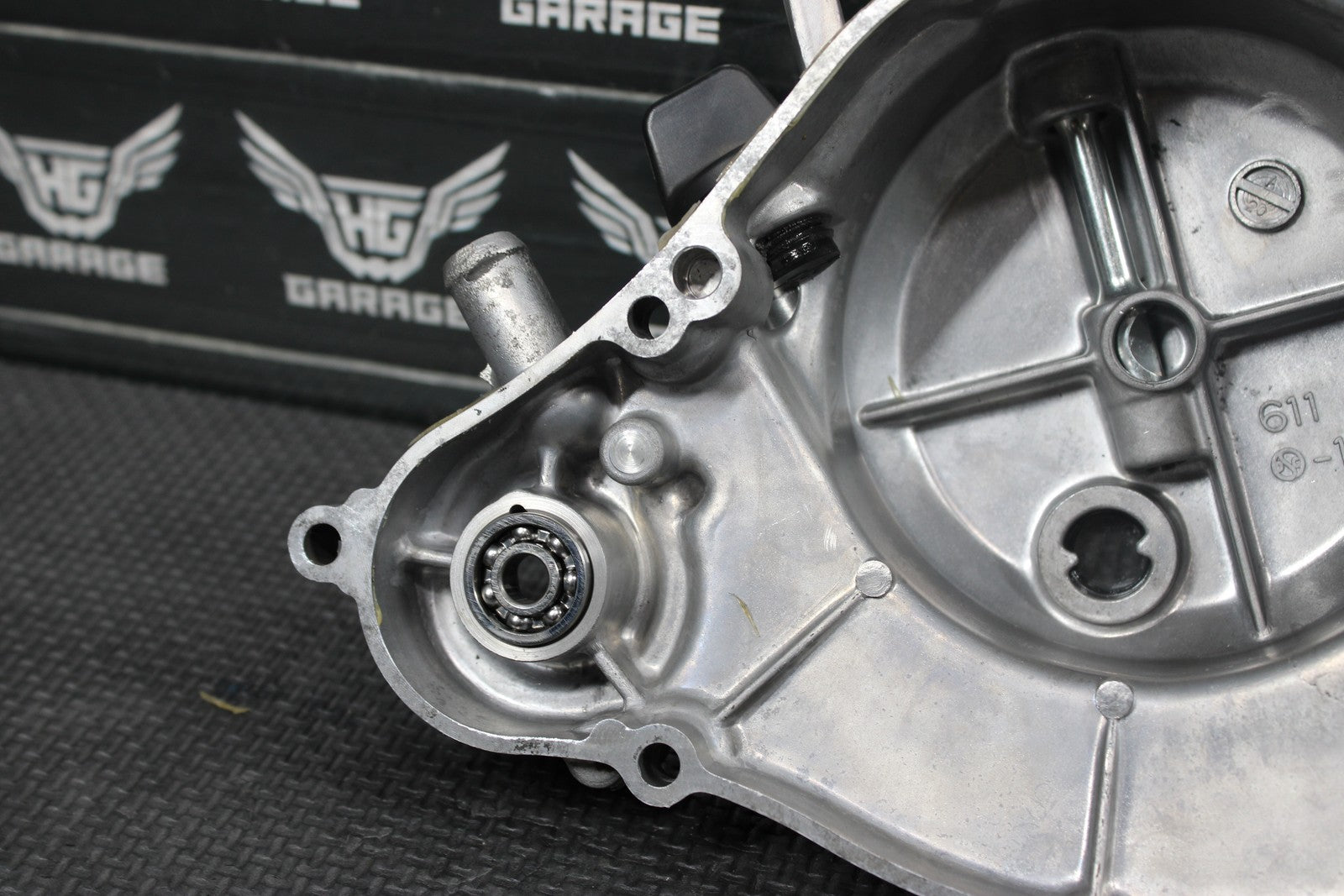 2004 KAWASAKI 00 - 05 KX65 OEM ENGINE MOTOR RIGHT SIDE CLUTCH COVER 14032 - 1501 - hggarage