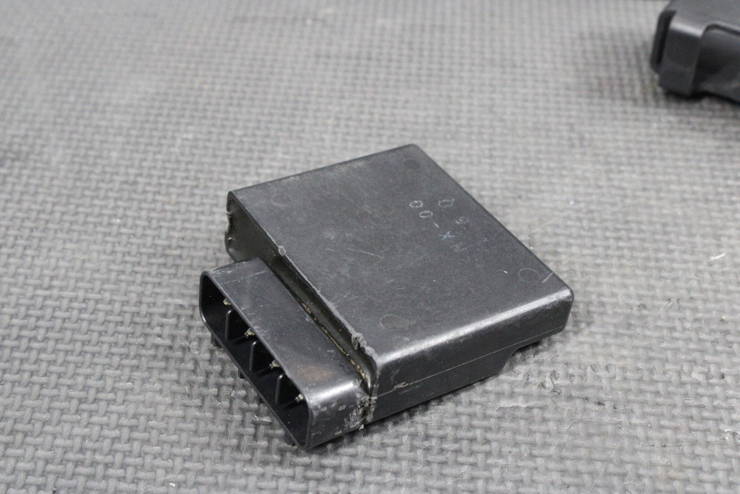 2002 YAMAHA YZ250 2T 02 - 05 OEM ECU COMPUTER CONTROLLER UNIT IGNITER ECM CDI - hggarage