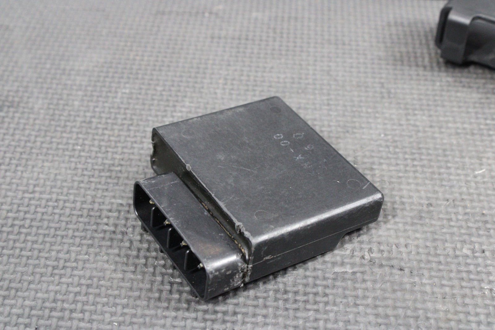 2002 YAMAHA YZ250 2T 02 - 05 OEM ECU COMPUTER CONTROLLER UNIT IGNITER ECM CDI - hggarage