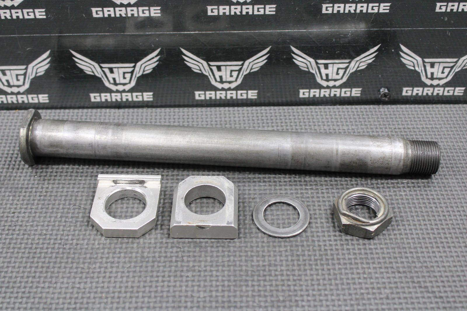 2018 SUZUKI RMZ450 OEM REAR AXLE BACK WHEEL RIM PIVOT BOLT AXLE 64711 - 35G10 - hggarage