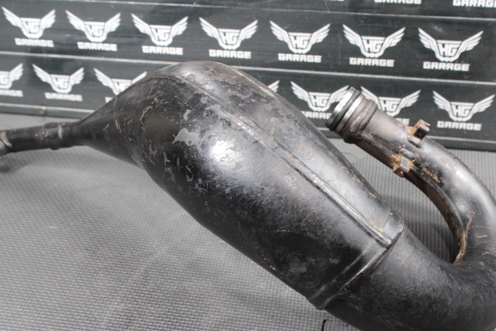 2000 SUZUKI RM125 OEM EXHAUST PIPE CHAMBER HEADER EXPANSION CHAMBER 14310 - 36E30 - hggarage