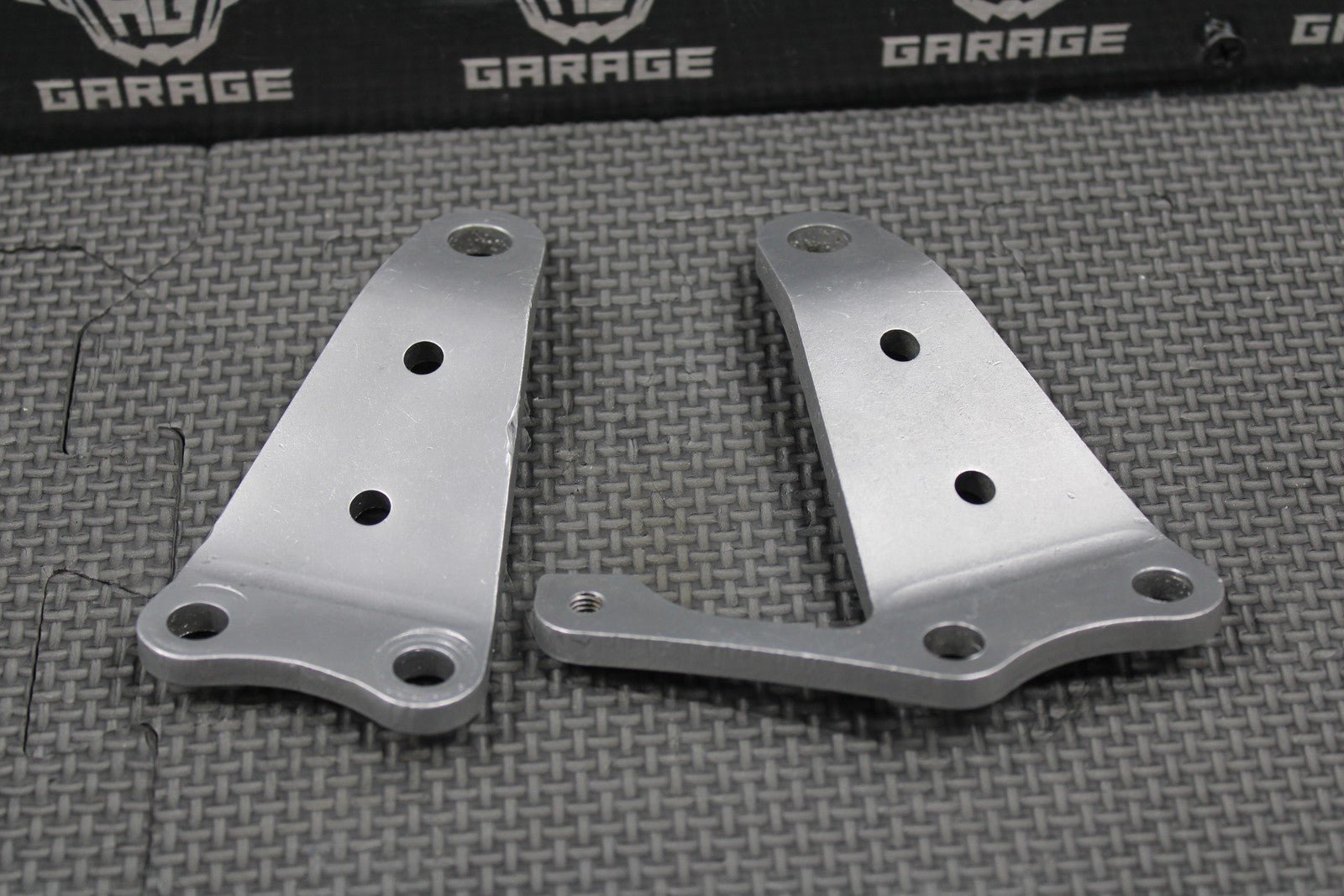 1997 HONDA CR250R OEM ENGINE MOTOR MOUNT HEAD STAY HANGER BRACKETS 50407 - KZ3 - B00 - hggarage