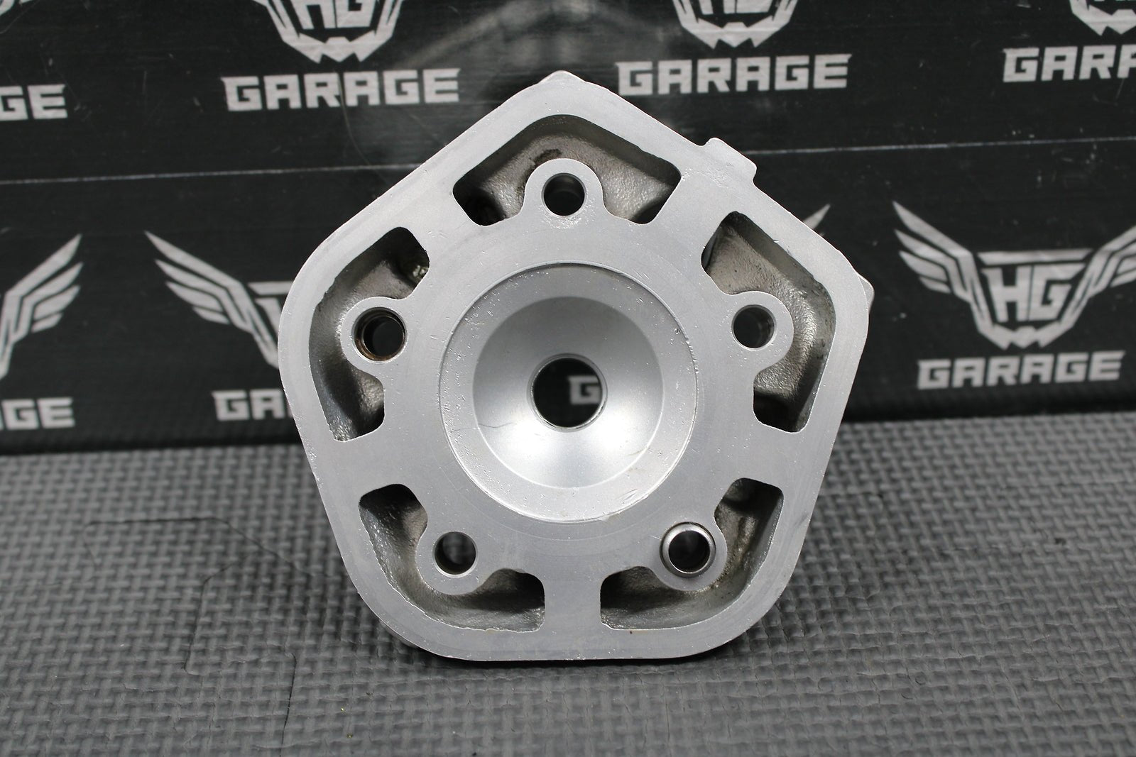 2005 03 - 08 KTM 65 SX OEM ENGINE MOTOR CYLINDER HEAD COVER CAP DOME 46030006700 - hggarage