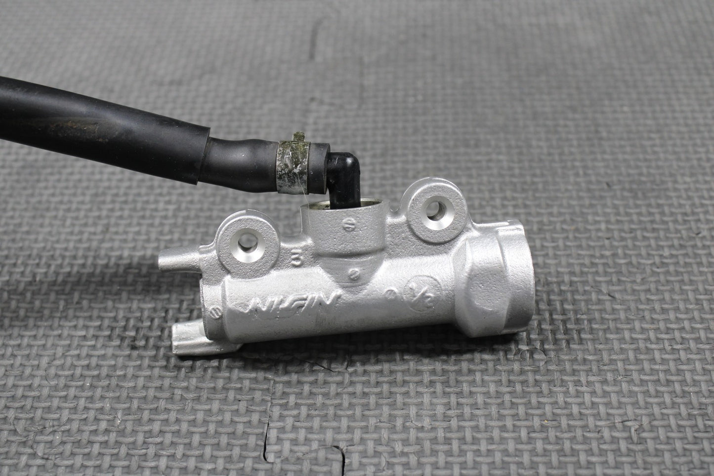 2001 HONDA 95 - 01 CR500R OEM REAR BACK BRAKE MASTER CYLINDER W RESERVOIR - hggarage