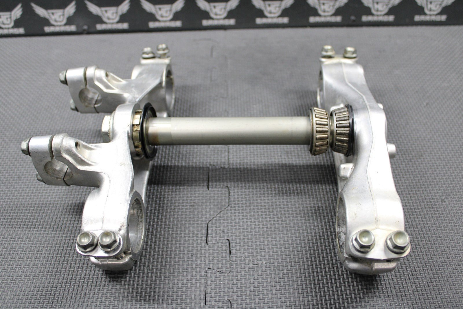 1988 HONDA CR250R OEM FRONT FORKS LOWER UPPER TRIPLE TREE STEM BAR CLAMP - hggarage
