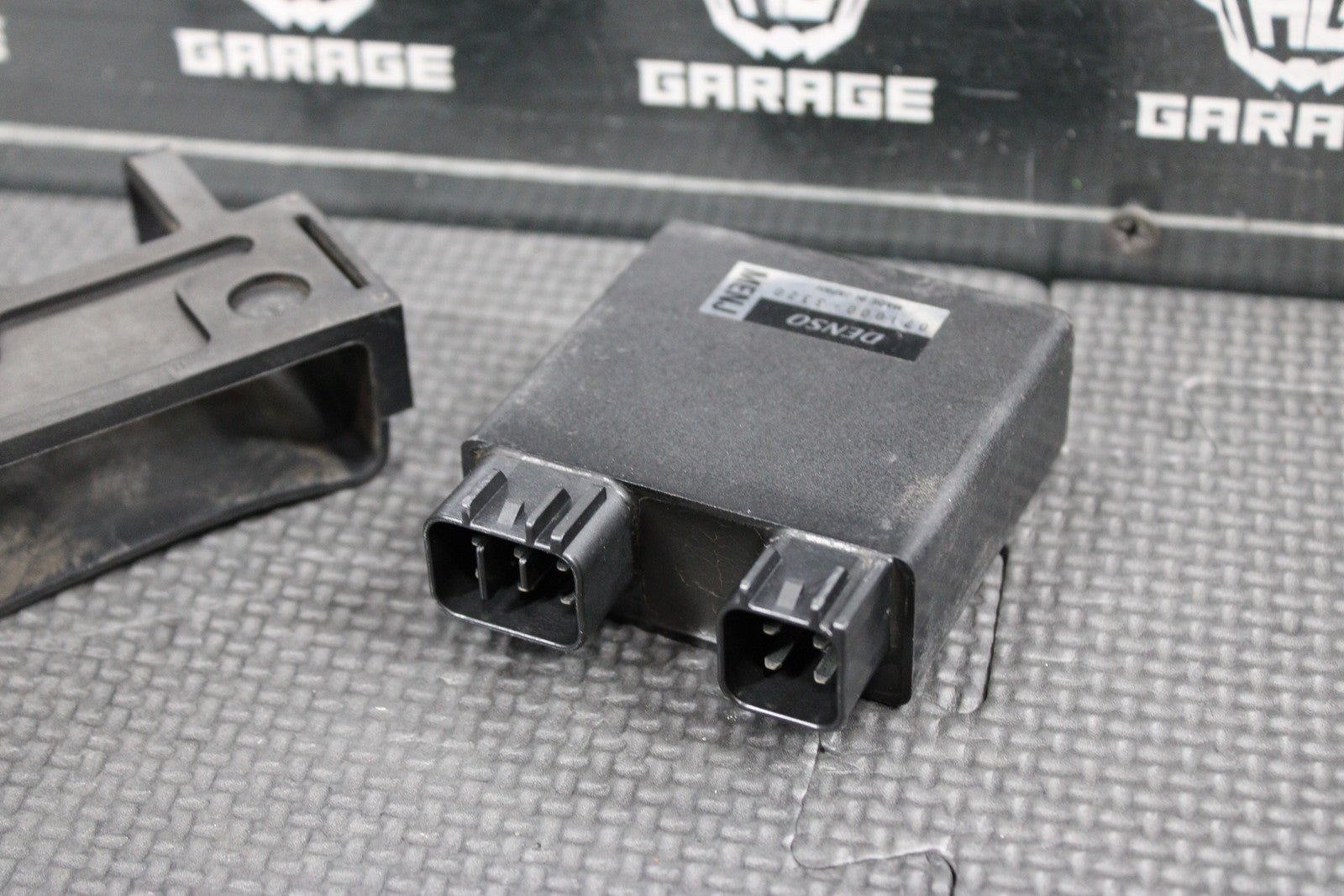 2007 HONDA CRF450R OEM DENSO ECU COMPUTER CONTROLLER UNIT BLACK BOX ECM CDI - hggarage