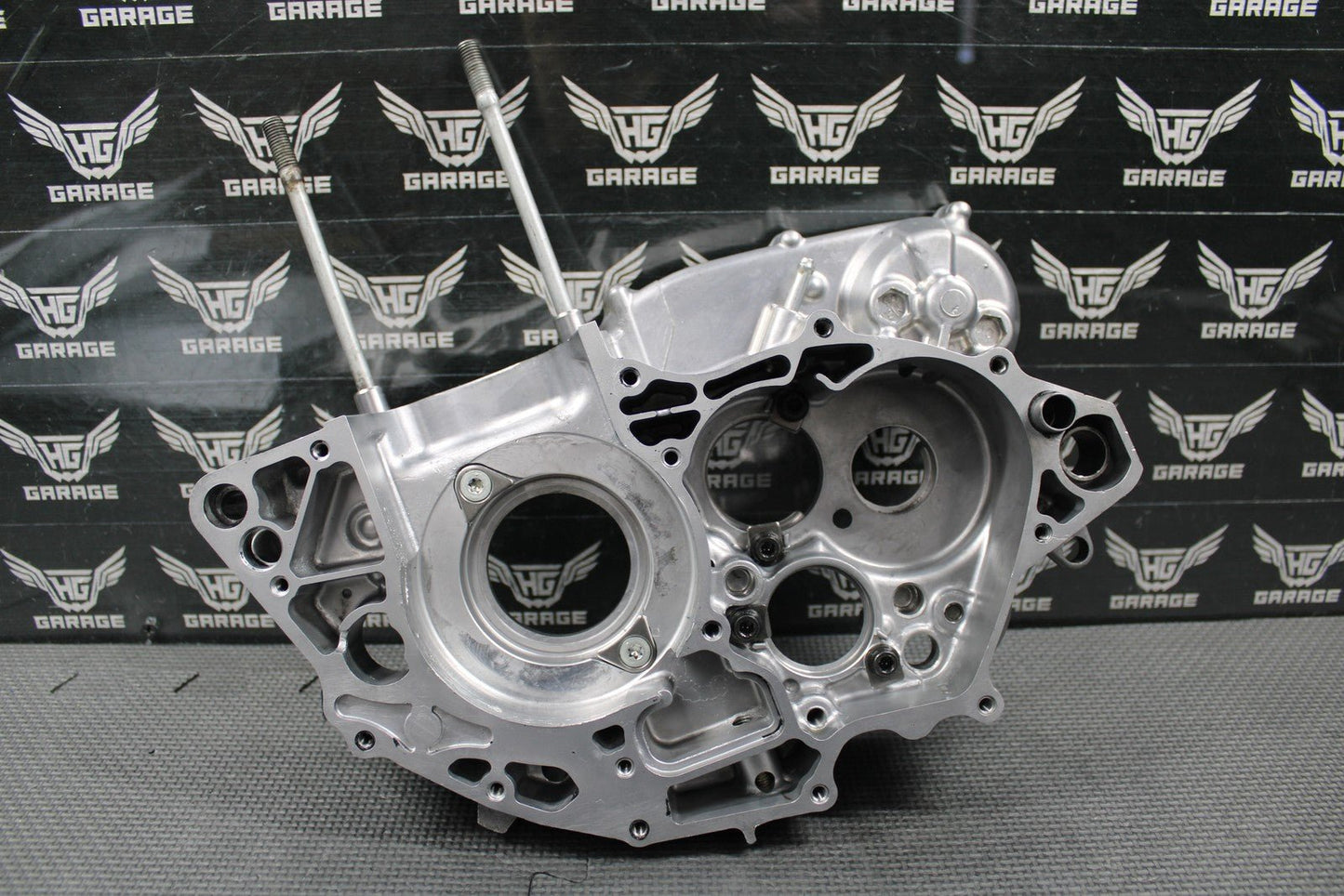 2008 HONDA CRF250R OEM RIGHT ENGINE CRANKCASE CRANK CASE 11100 - KRN - A10 GOOD! - hggarage