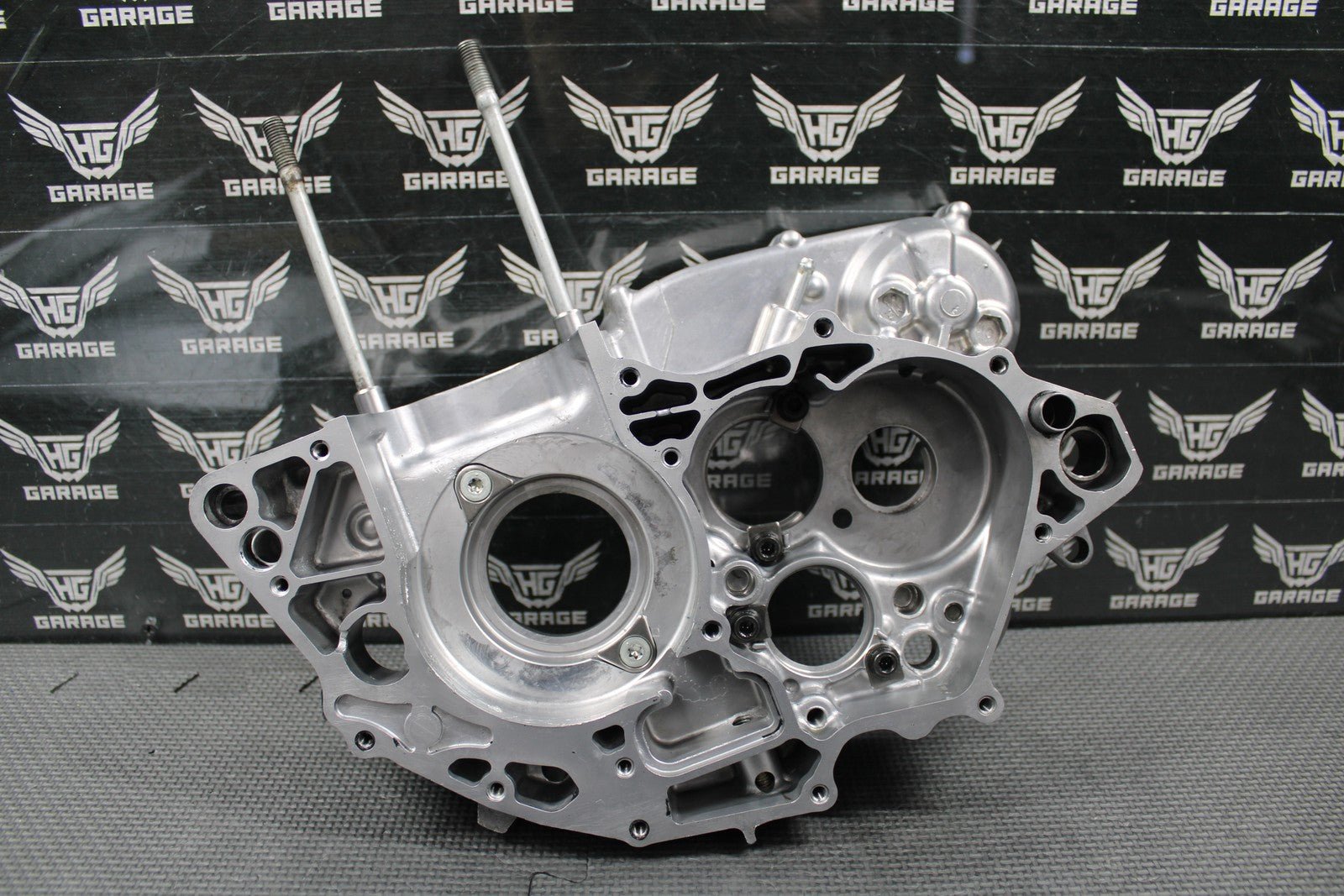 2008 HONDA CRF250R OEM RIGHT ENGINE CRANKCASE CRANK CASE 11100 - KRN - A10 GOOD! - hggarage