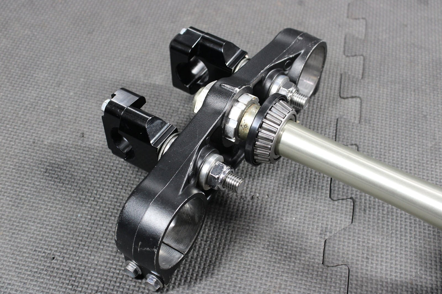 2009 Kawasaki KX250F OEM Front Forks Lower Upper Triple Tree Stem Clamp - hggarage