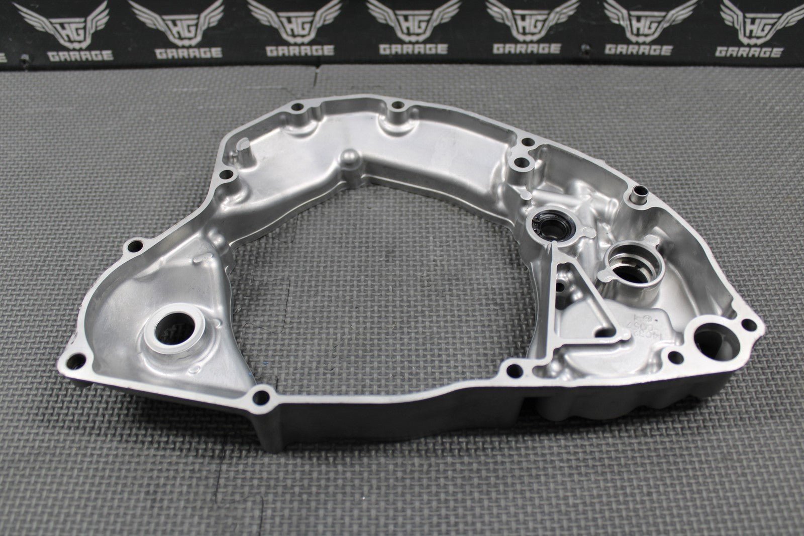 2007 04 - 08 KAWASAKI KX250F OEM RIGHT CASE INNER CLUTCH COVER 14032 - 0057 GOOD! - hggarage