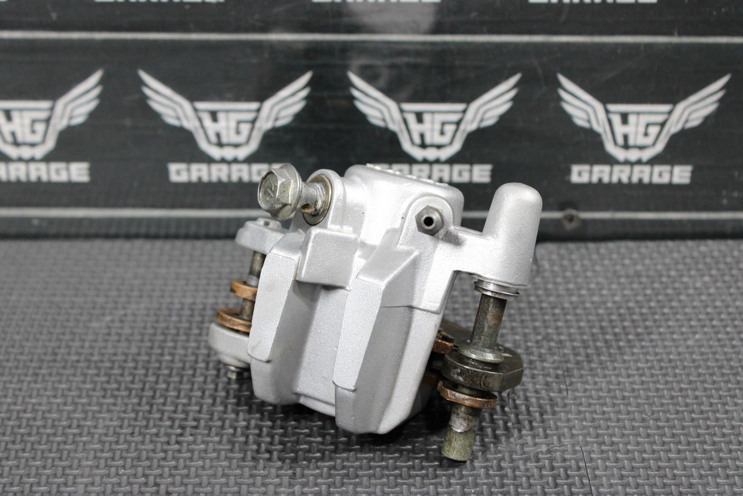 2001 SUZUKI RM80 OEM TOKICO FRONT BRAKE CALIPER 59300 - 03B11 - 999 - hggarage