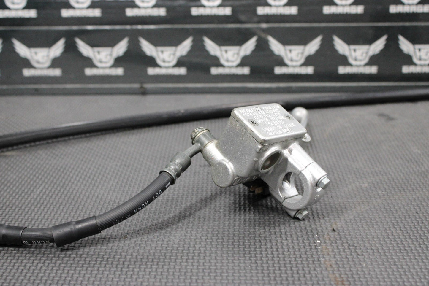 2005 SUZUKI DR200SE OEM FRONT BRAKE CALIPER MASTER CYLINDER HOSE BRAKE LEVER KIT - hggarage