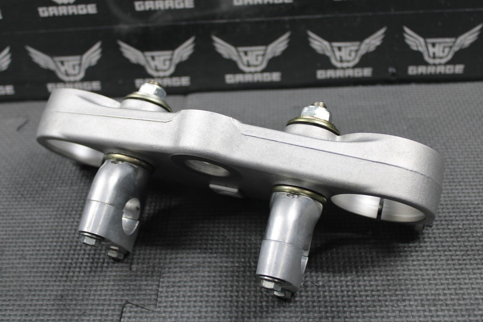 2003 00 - 03 HONDA CR125R CR250R OEM FRONT FORK UPPER TRIPLE TREE BAR CLAMP NICE! - hggarage