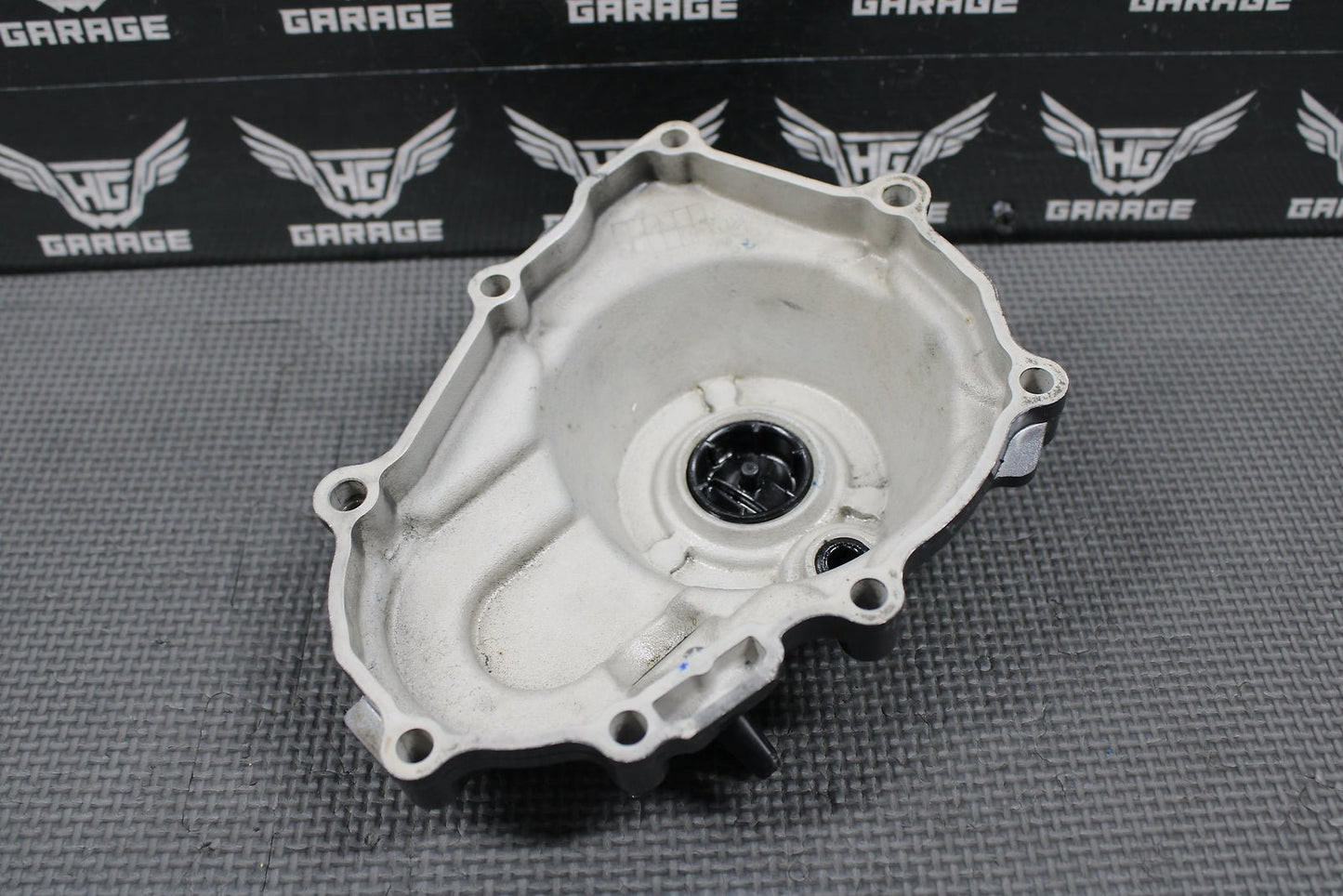 2005 YAMAHA 03 - 05 YZ450F OEM LEFT CASE STATOR GENERATOR MAGNETO COVER - hggarage