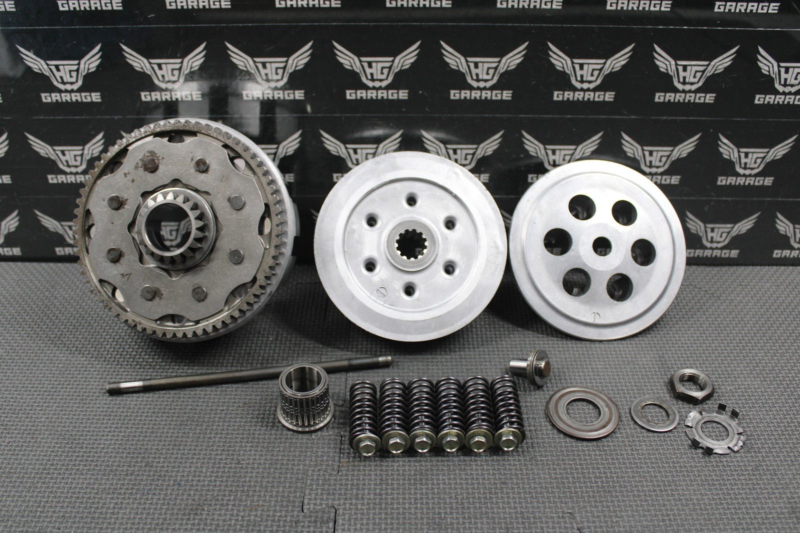 2001 HONDA 92 - 07 CR250R OEM CLUTCH BASKET PRESSURE PLATE CENTER HUB 22100 - KSK - 67 - hggarage