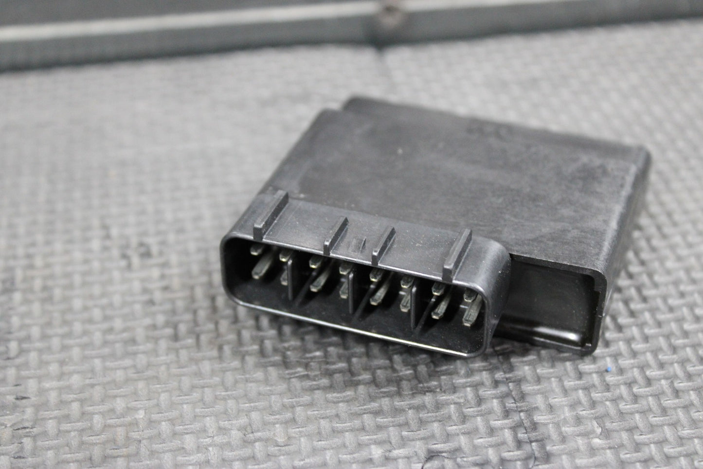 2005 YAMAHA YZ450F OEM ECU COMPUTER CONTROLLER UNIT ECM CDI 5XD - 85540 - 50 - 00 - hggarage