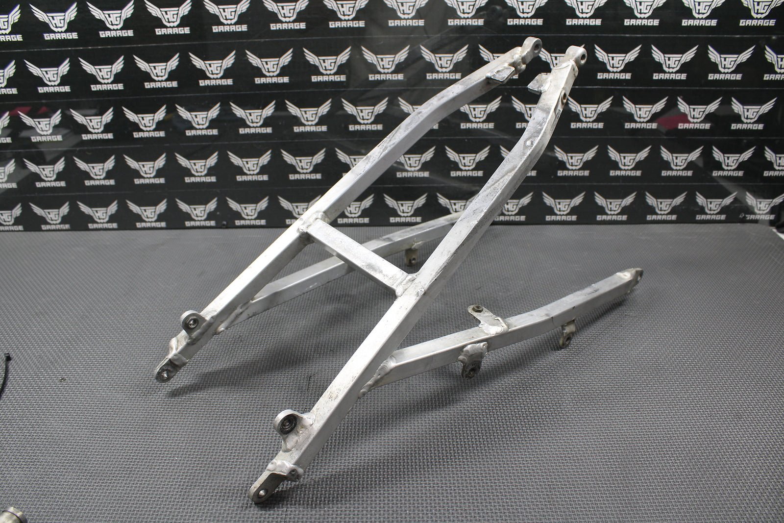 2000 2001 HONDA CR125R CR250R OEM REAR BACK SUB FRAME SUBFRAME SEAT RAIL - hggarage