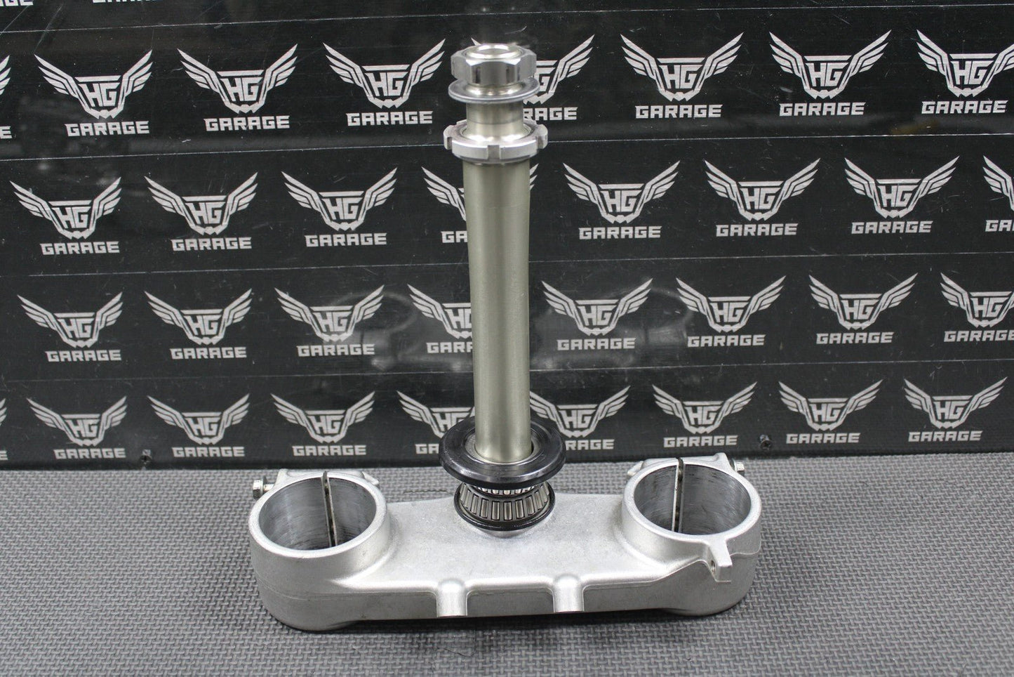 2020 SUZUKI 20 - 25 RMZ250 OEM FRONT FORKS LOWER TRIPLE TREE STEM 51410 - 46K10 - hggarage