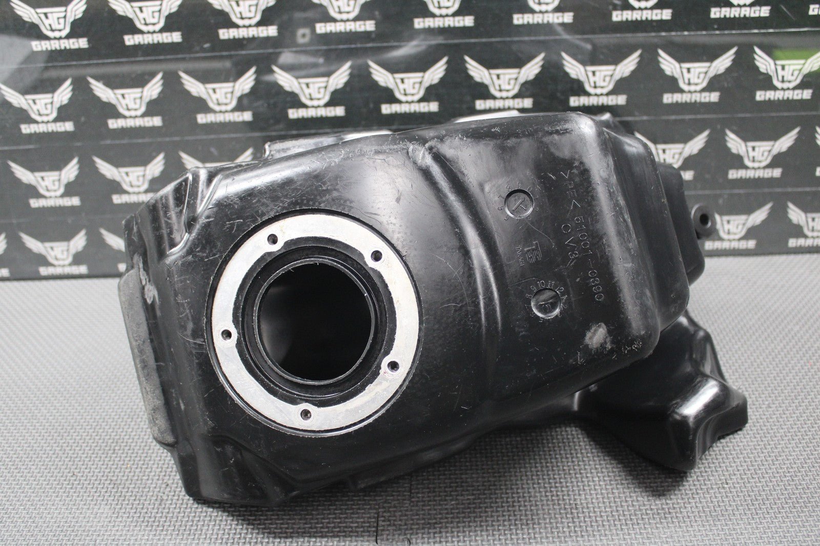 2011 KAWASAKI KX450F OEM GAS FUEL TANK CELL PETROL RESERVOIR 51001 - 0390 GOOD - hggarage