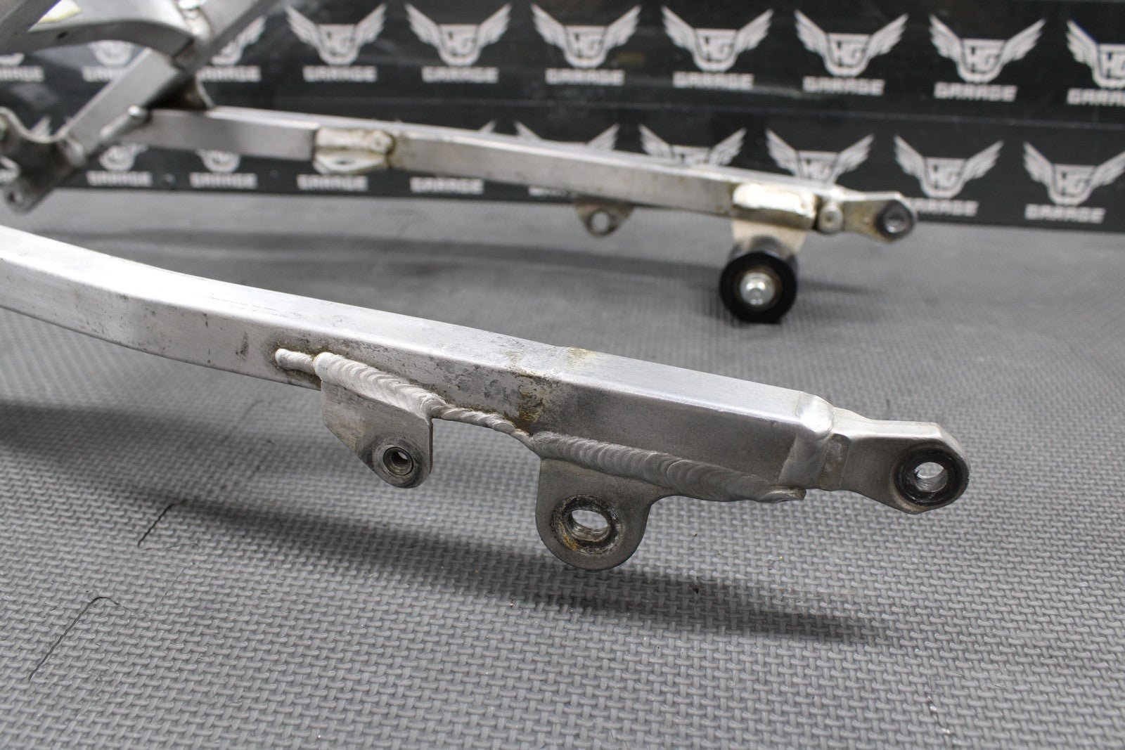 2010 2011 YAMAHA YZ250F OEM REAR BACK SUB FRAME SUBFRAME RAIL 17D - 21190 - 00 - 00 - hggarage