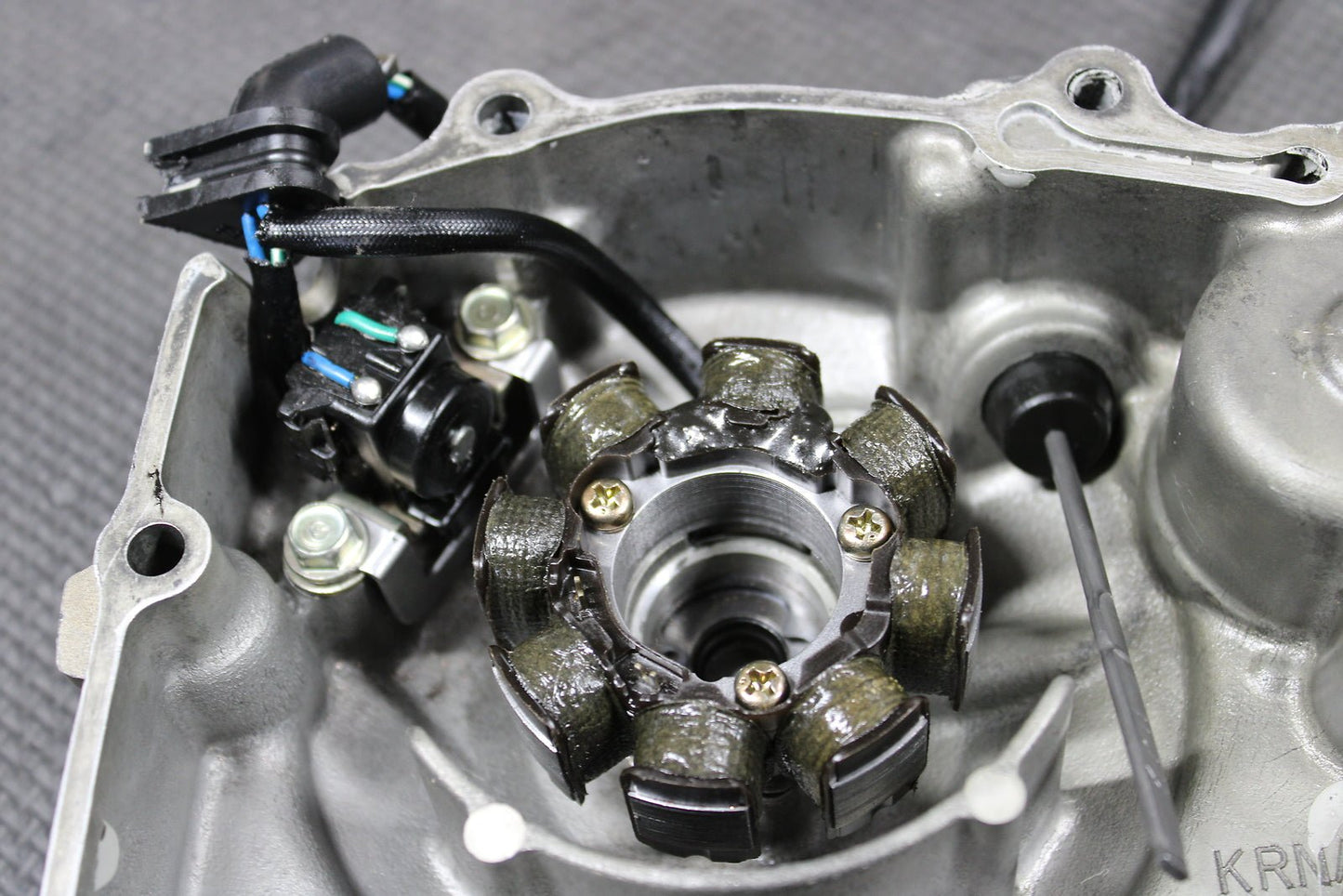 2005 Honda CRF250R Stator Magneto Rotor Flywheel 31110 - Krn - 670 31120 - Krn - 670 - hggarage