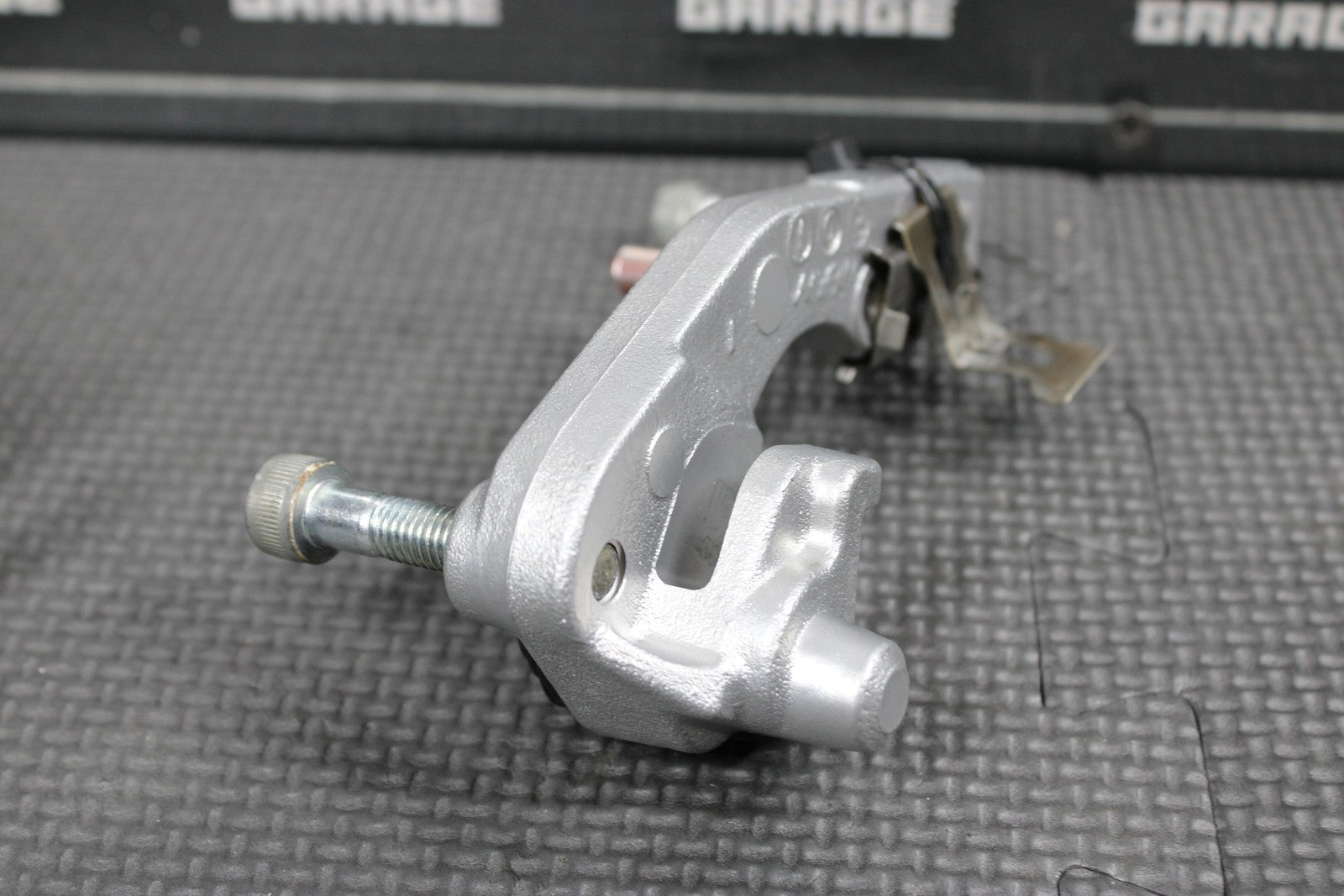 2014 KAWASAKI 10 - 14 KX250F OEM NISSIN FRONT BRAKE CALIPER 43080 - 0081 GOOD! - hggarage