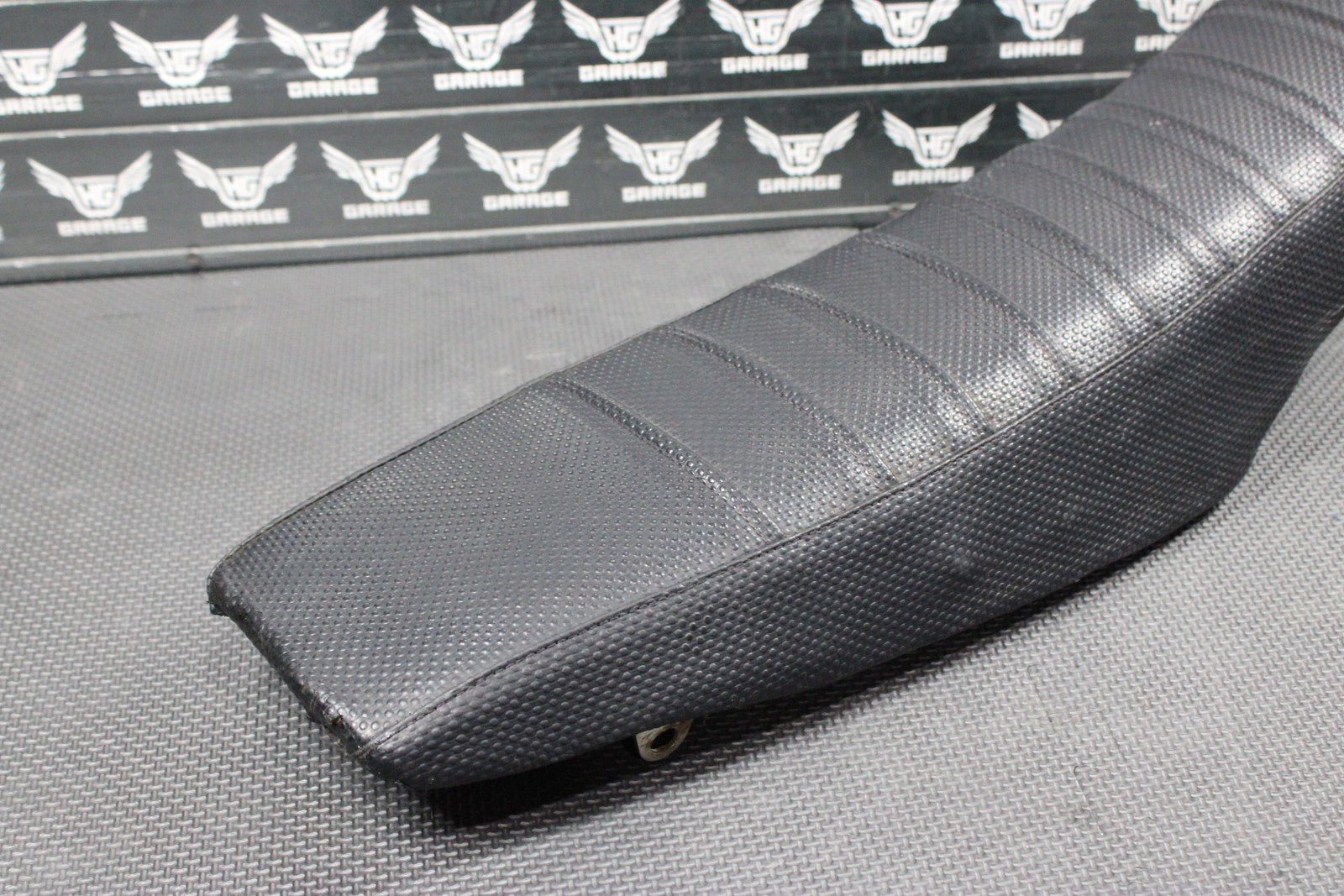2006 YAMAHA 06 - 08 YZ450F SDG SEAT SADDLE CUSHION PAN 5XC - 24710 - 91 - 00 - hggarage