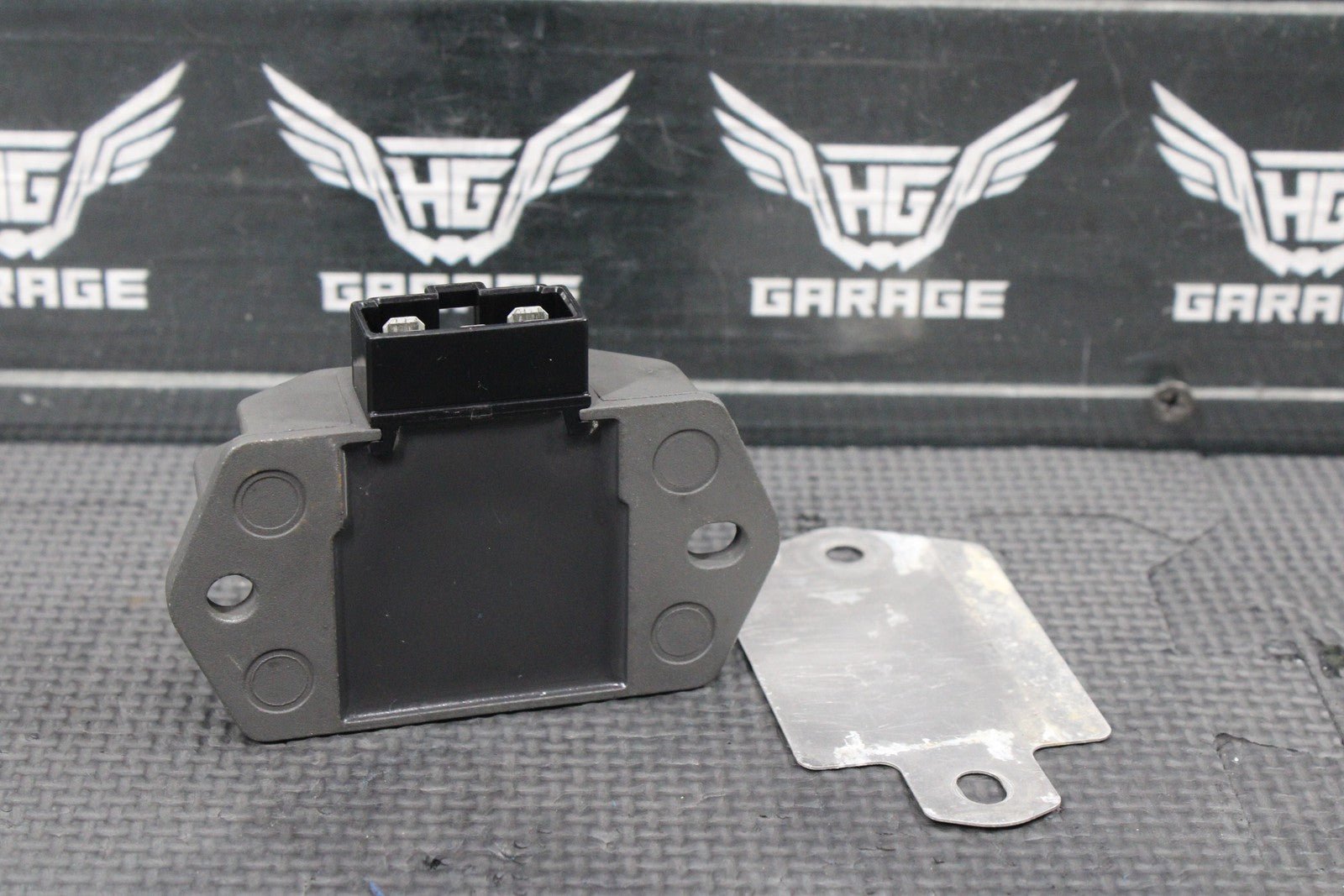2018 HONDA 18 - 22 CRF250R OEM RECTIFIER VOLTAGE REGULATOR 31600 - KZL - 931 - hggarage