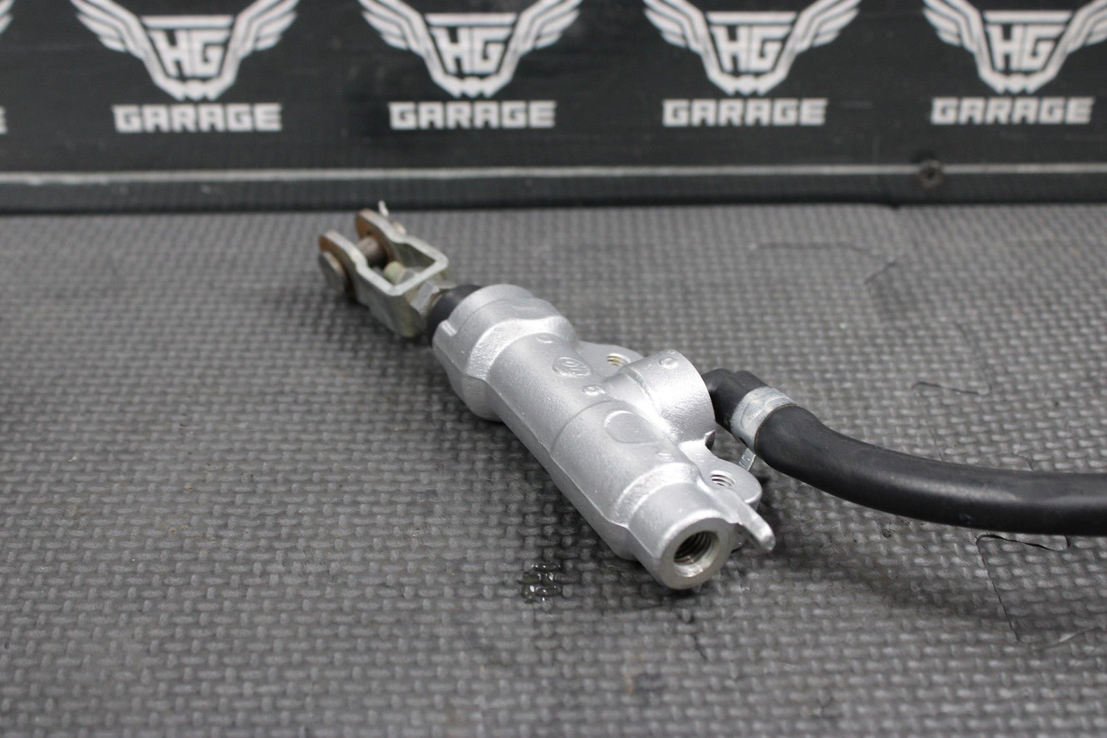 2001 KAWASAKI KX100 KX85 01 - 22 OEM NISSIN REAR BACK BRAKE MASTER CYLINDER W RESE - hggarage