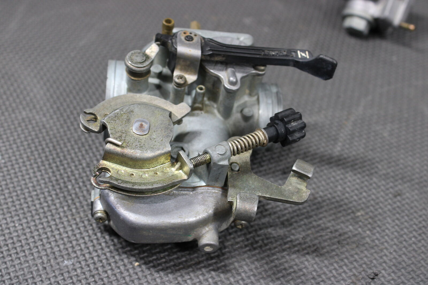 2001 HONDA XR250R OEM KEIHIN CARB CARBURETOR 16100-KCE-672