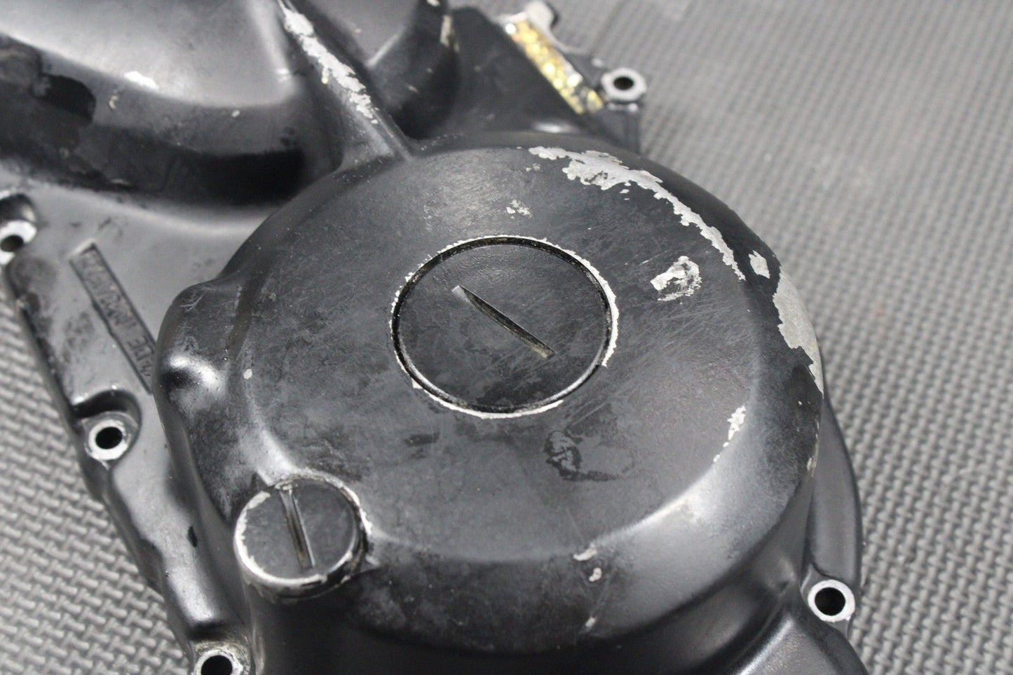 1987 YAMAHA TW200 LEFT SIDE STATOR GENERATOR MAGNETO COVER 2JX - 15410 - 00 - 00 - hggarage