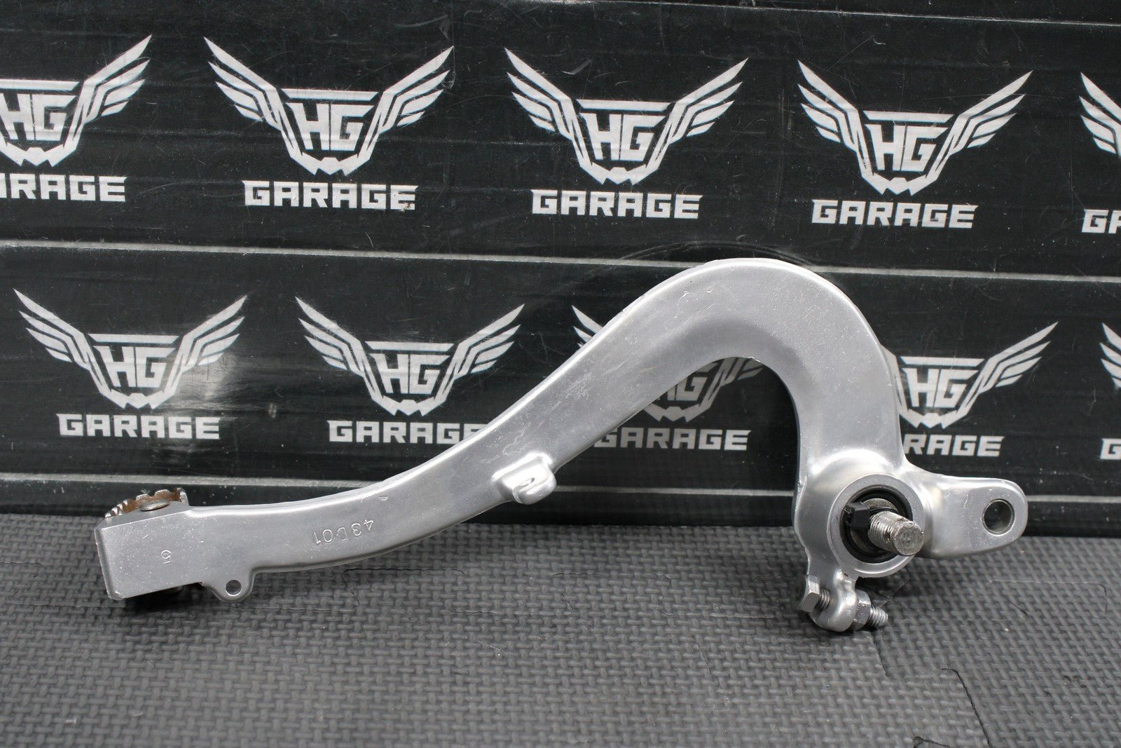 2000 SUZUKI RM125 OEM RIGHT REARSET BRAKE FOOT PEDAL 43120 - 43D10 - hggarage